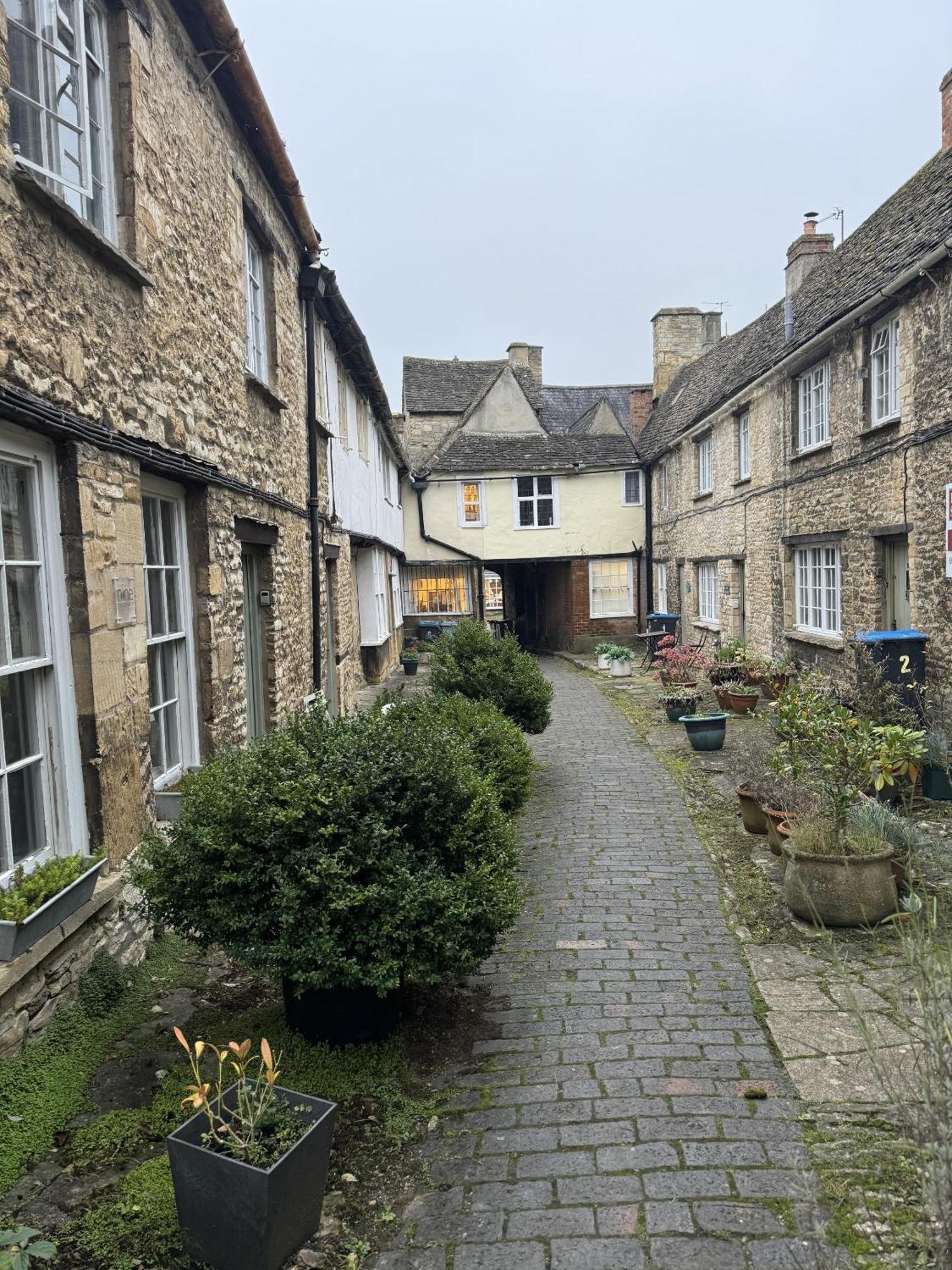 Little Priory Cottage Burford Exterior photo